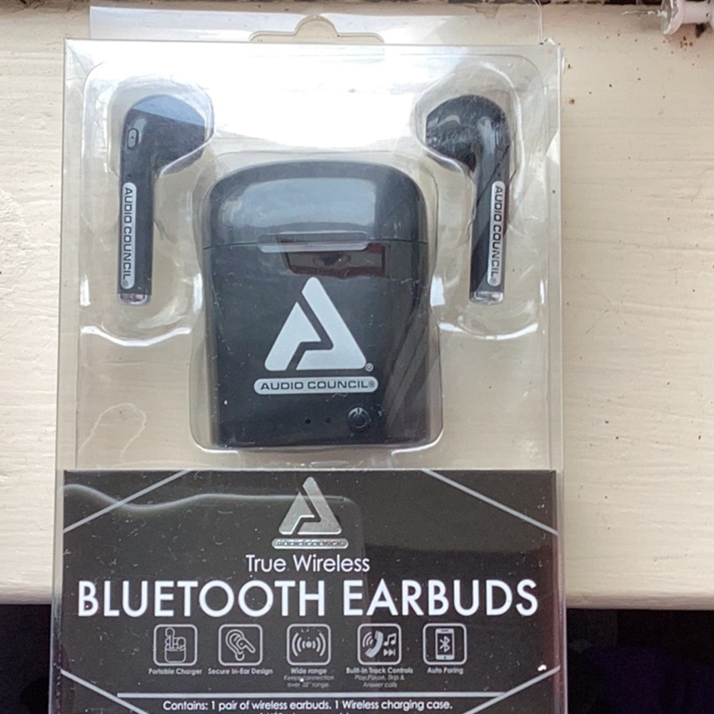 Bluetooth Wireless Earbuds. OS